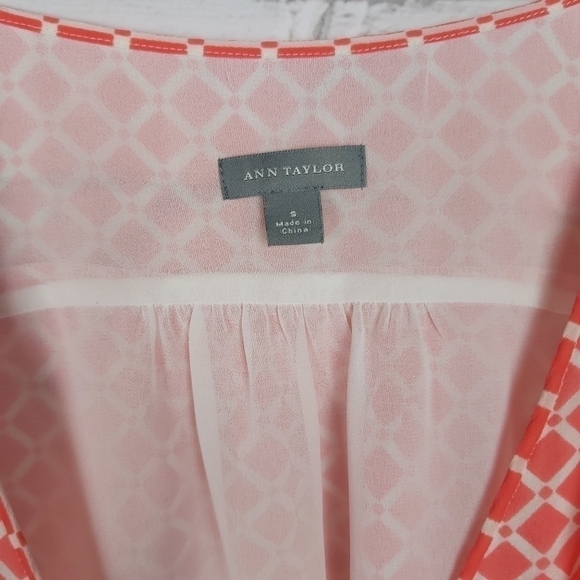 ANN Taylor Wrap 100% Silk Top - Picture 2 of 10